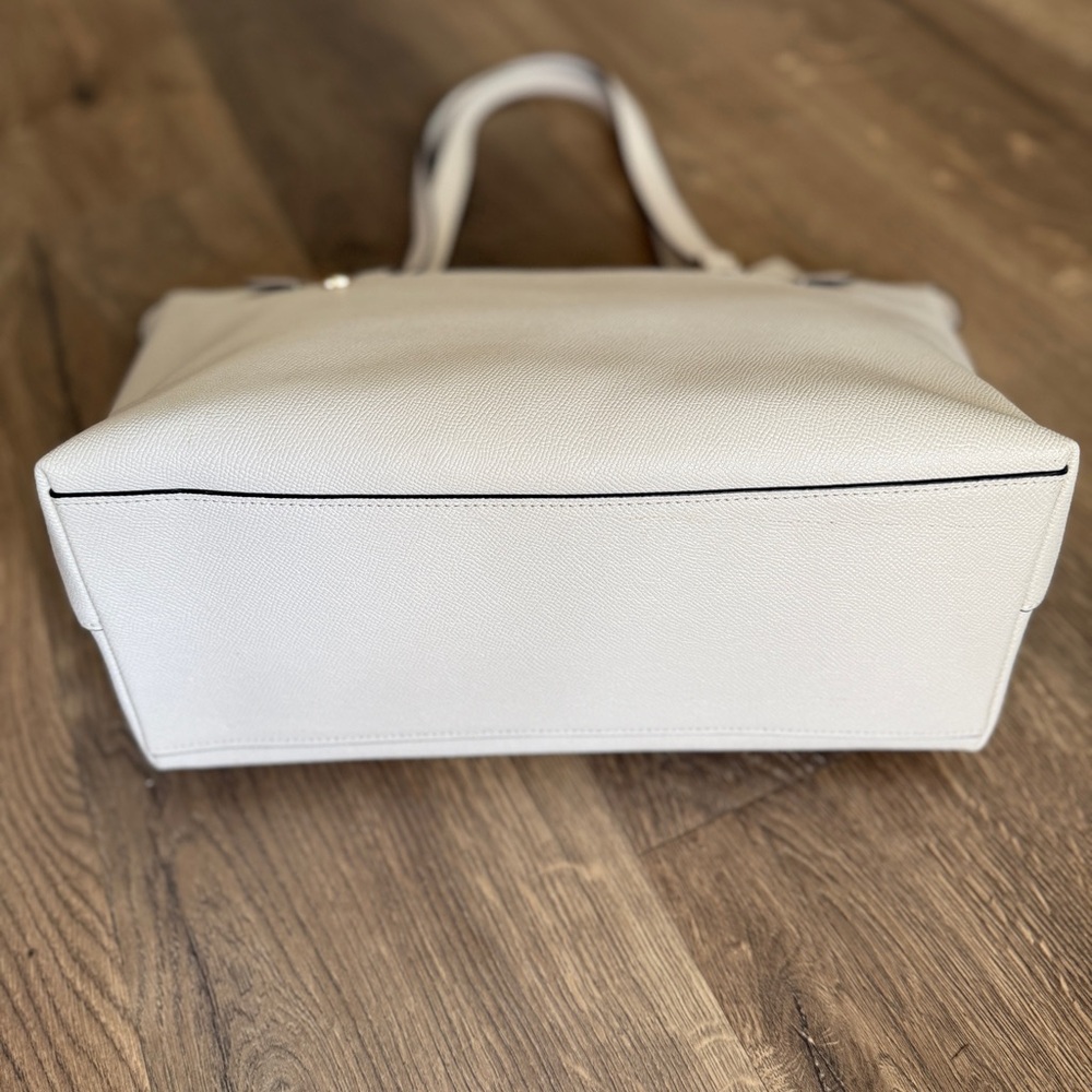 Coach White Tote Bag - Picture 8 of 11